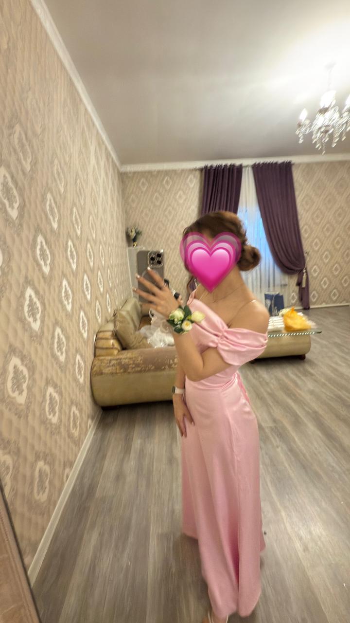 Нежное платье женское