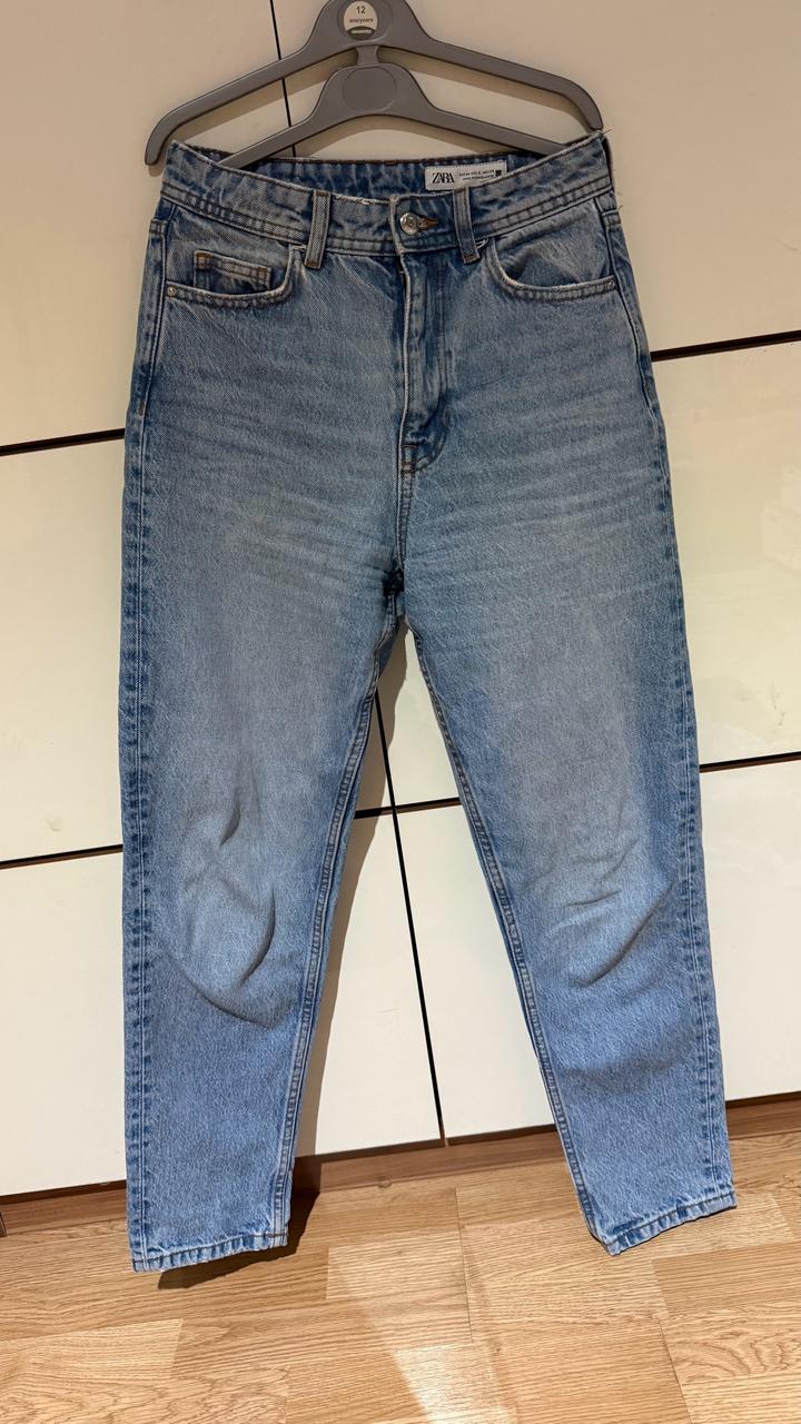 Джинсы Zara
