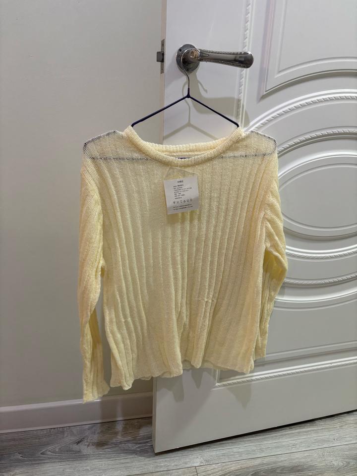 Лонгслив кремового цвета с блестками