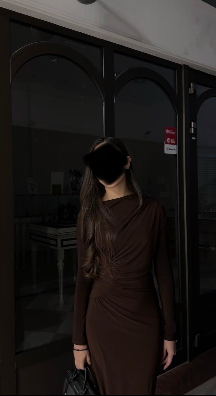 продам коричневое платье Lichi