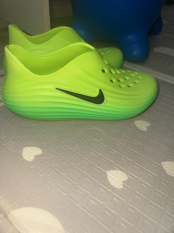 кроссовки — Nike ReactX Rejuven8 в расцветке Green Strike.