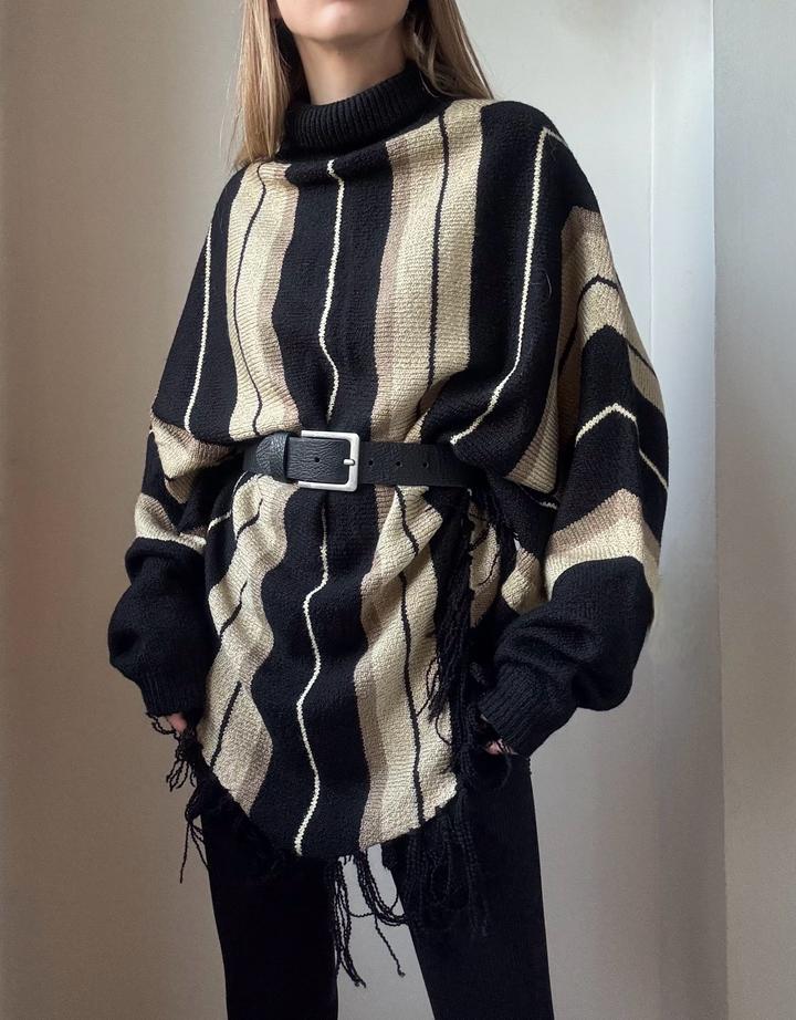 Свитер-пончо