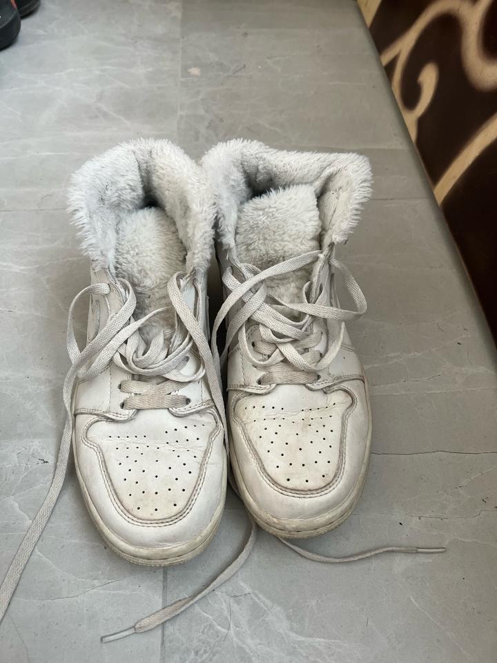 Зимние кроссовки мужские