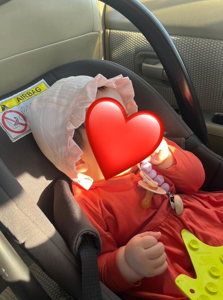 Песочники-платья next+летний чепчик