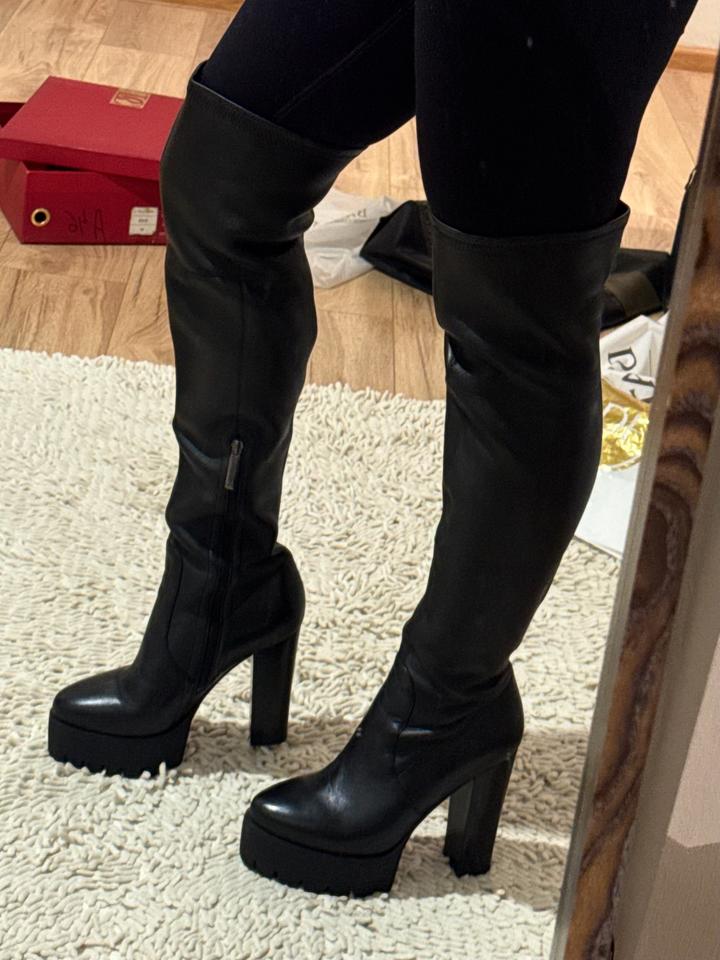 Демисезонные ботфорты от Basconi