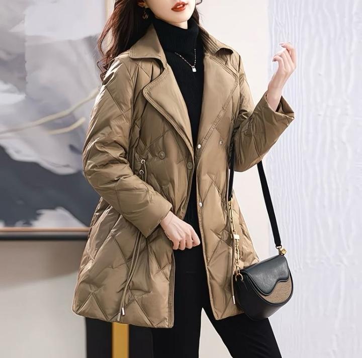 Осенняя стеганная куртка новая