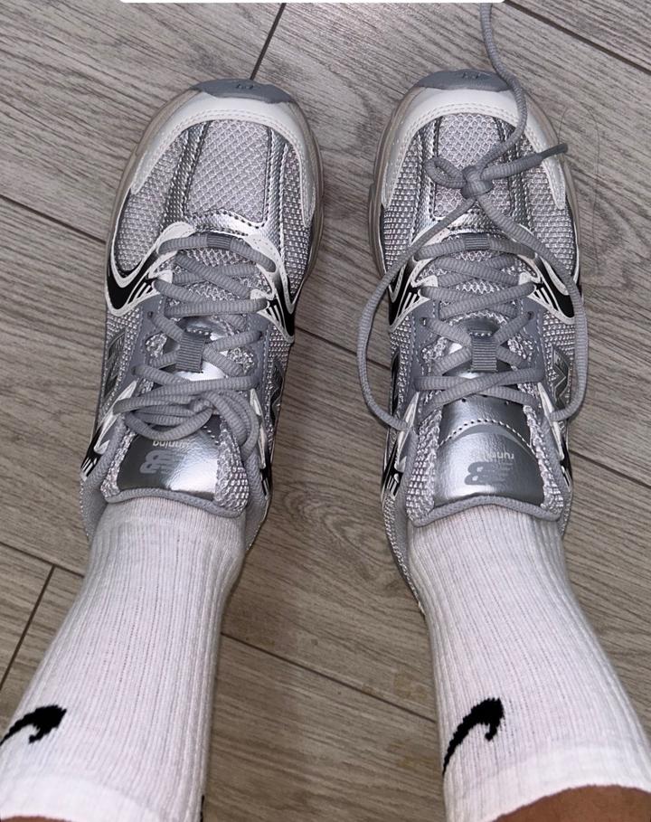 Кроссовки New balance 530 (лимитированная расцветка )