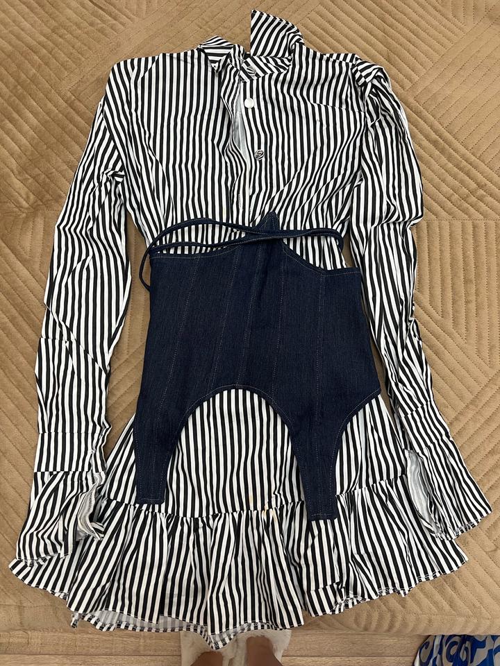 Корсетное платье