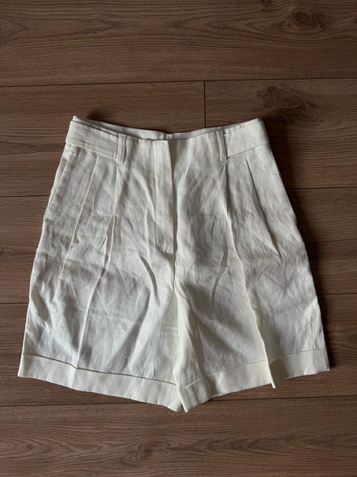 Льняные шорты Massimo Dutti
