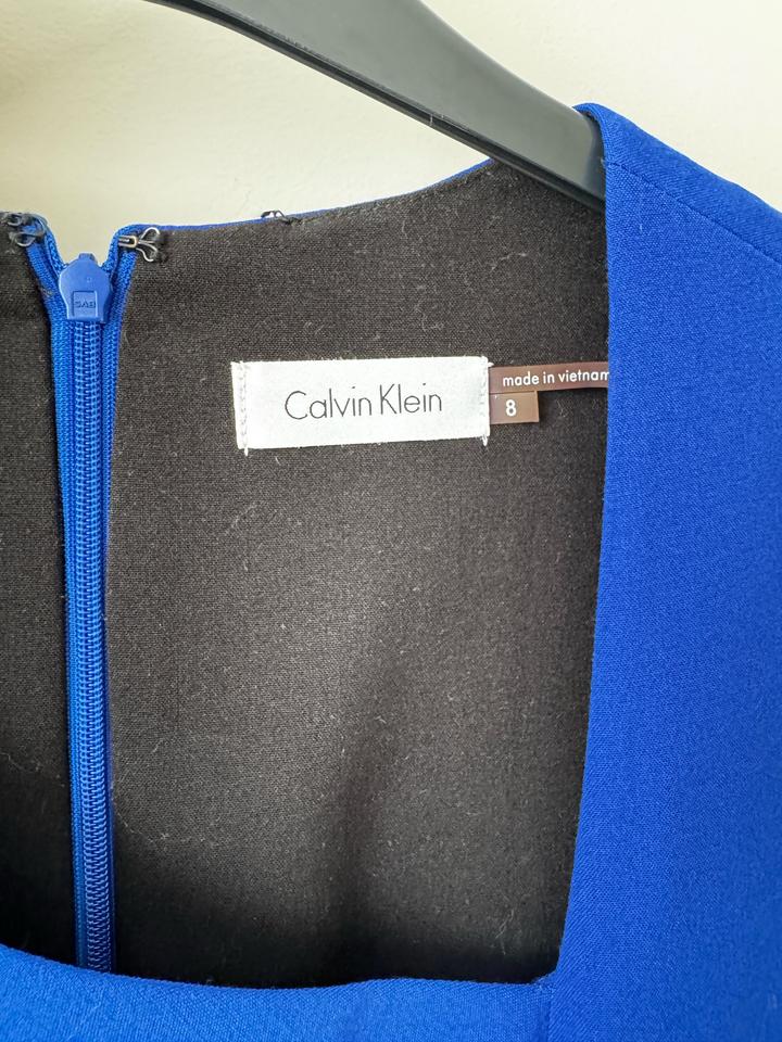 Синее платье Calvin Klein