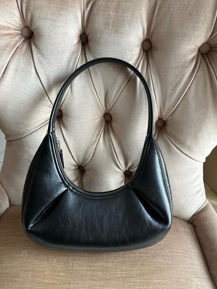 Черная сумка Zara