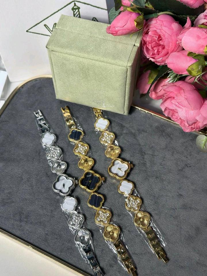 Женские часы Van cleef