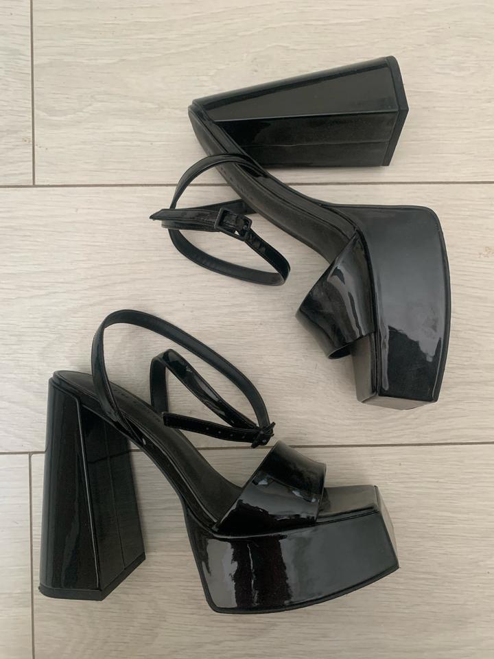 Charles & Keith Туфли