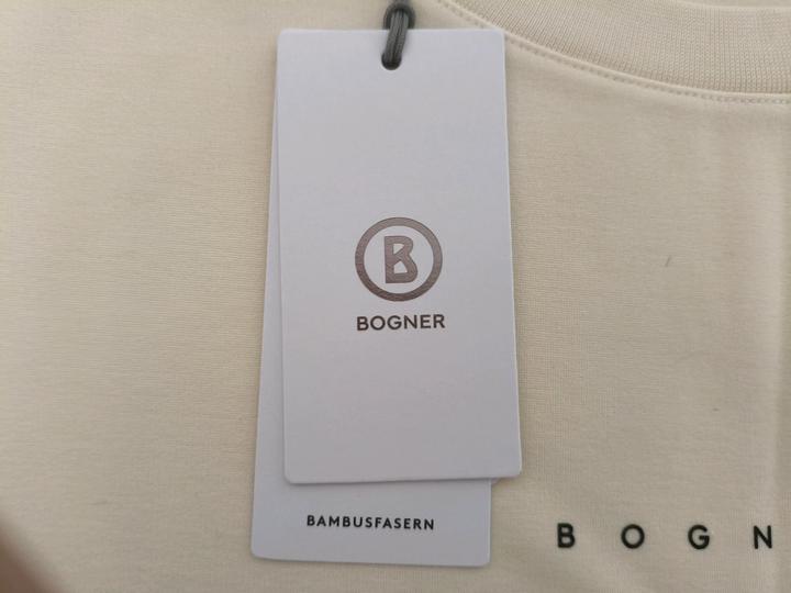Пуловер с короткими рукавами цвета экрю немецкого бренда Bogner