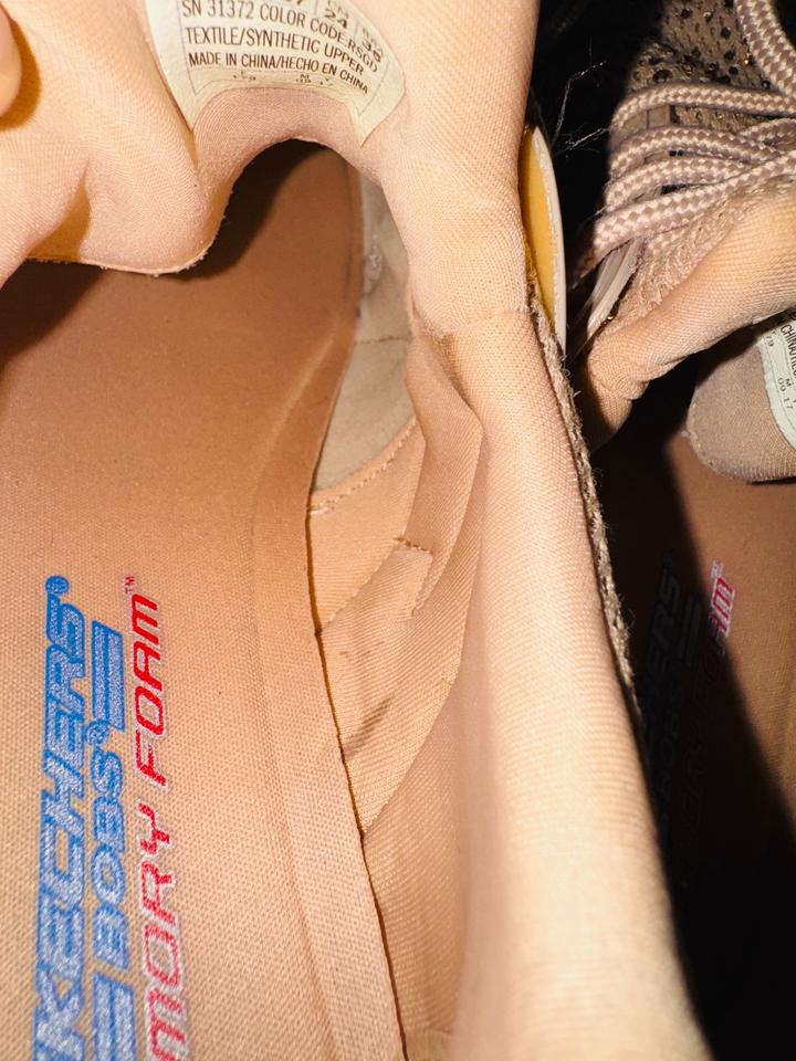 Женские кроссовки Skechers BOBS