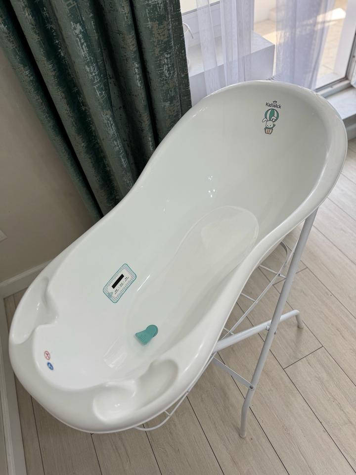 Ванночка с подставкой