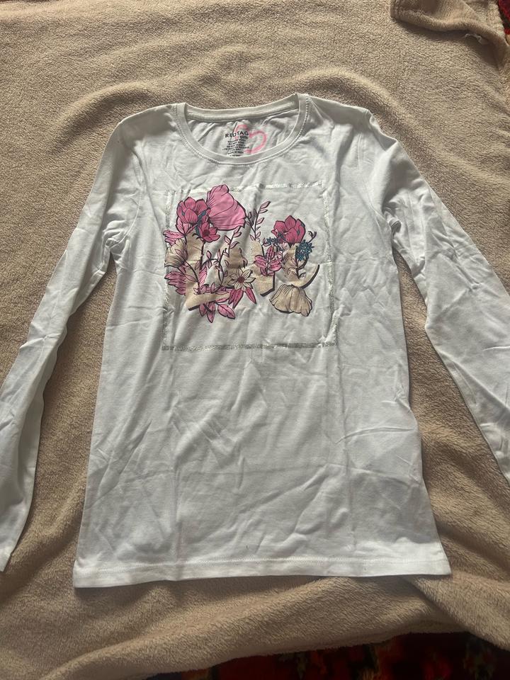 Белый лонгслив