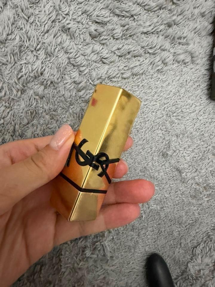 Помада YSL