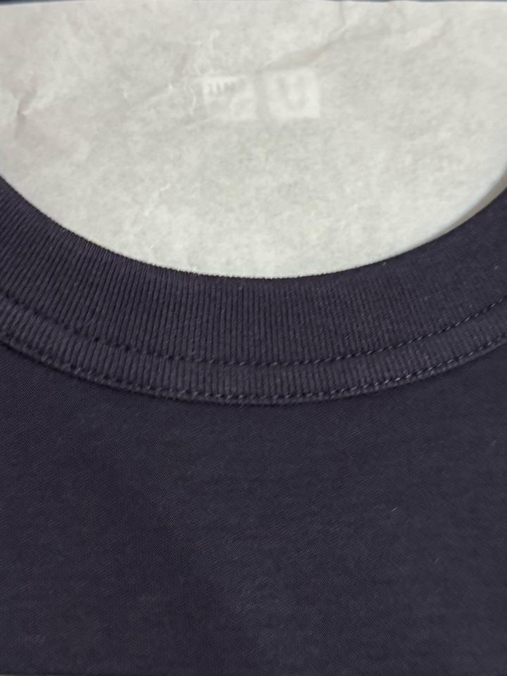 Uniclo футболка