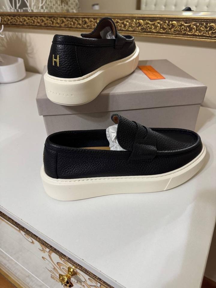 Продам новые женские Слипоны HENDERSON