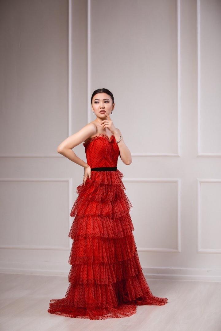 Вечерние платье