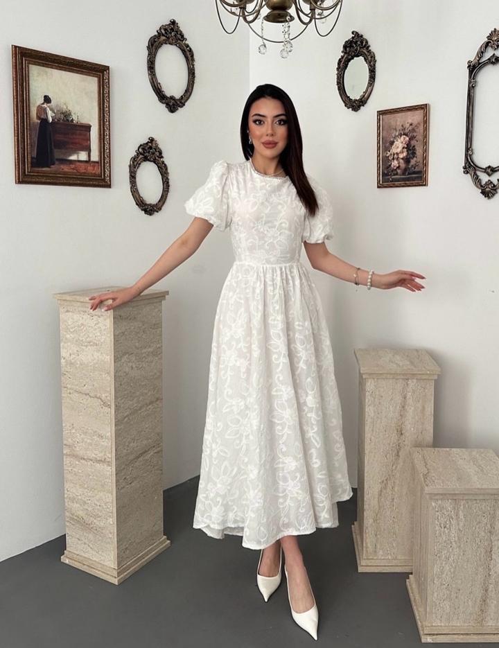 Белое платье от Chantal.kz