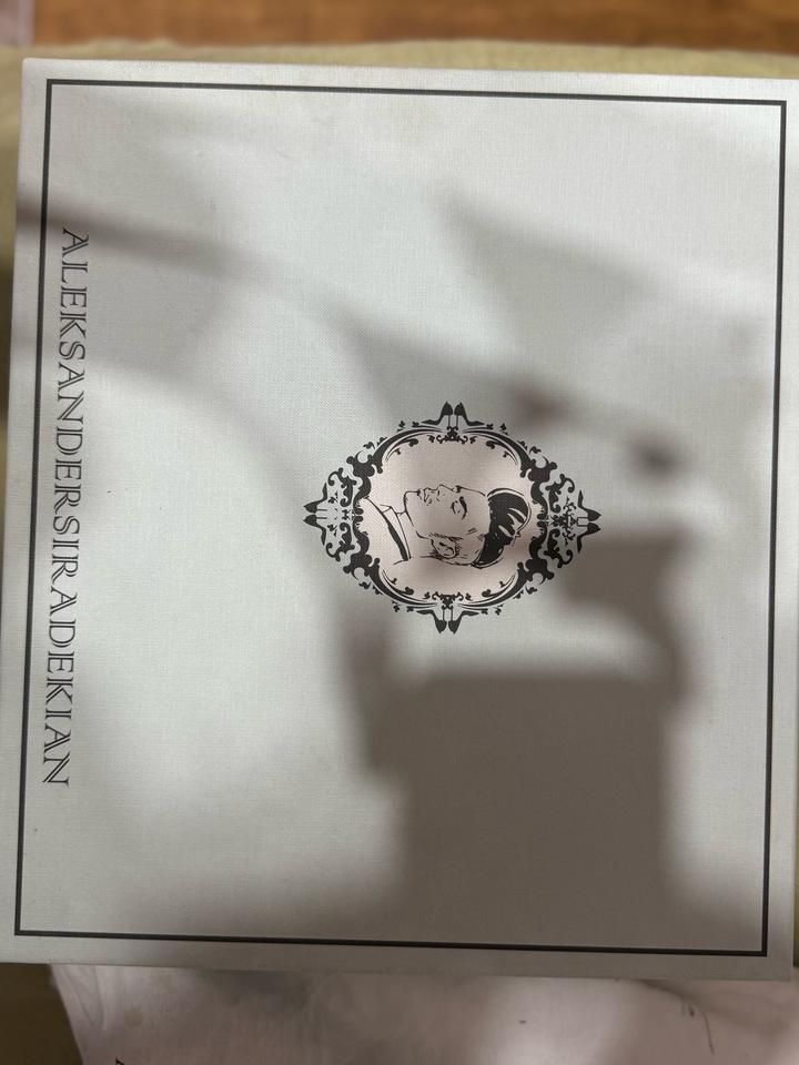 Лодочки Aleksander Siradekian