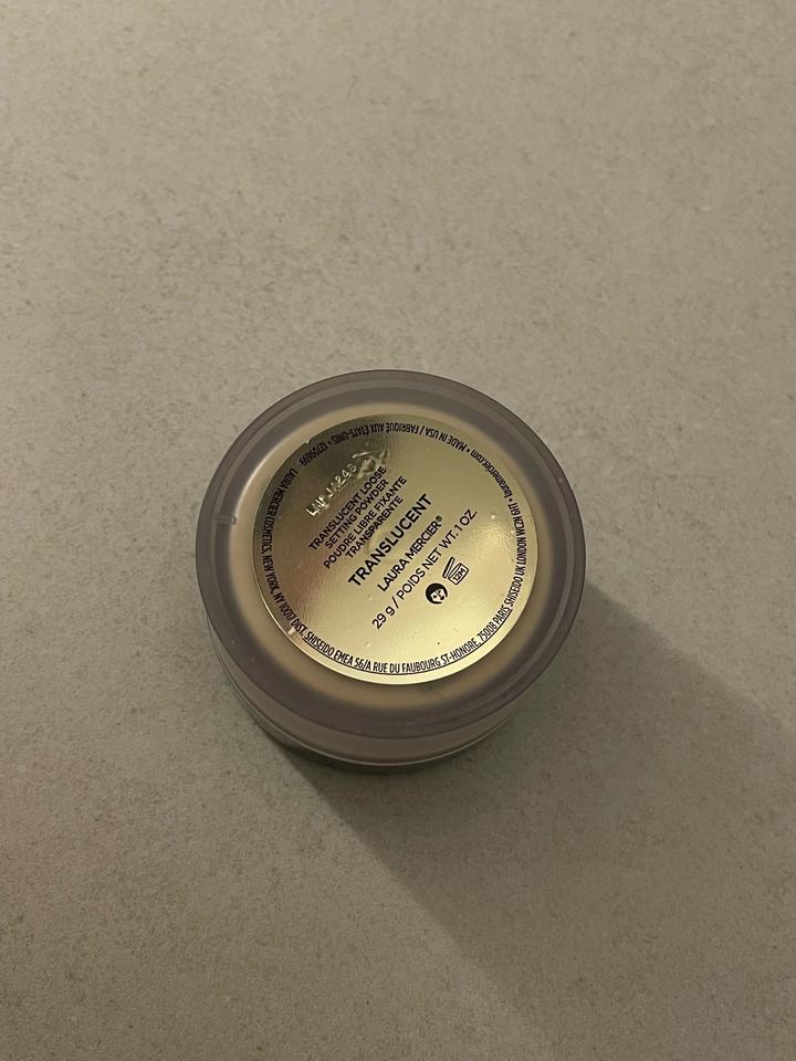 Пудра Laura Mercier