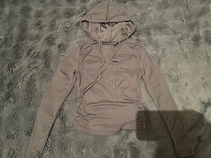 Кофта с капюшоном