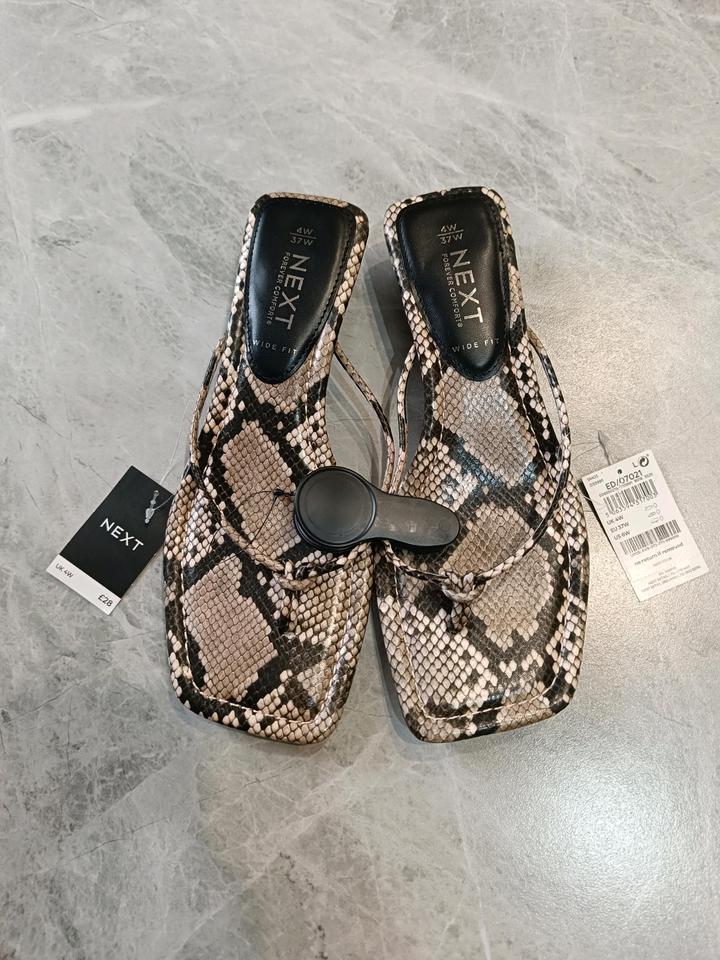 Босоножки/шлëпкиNext 37 размер новые
