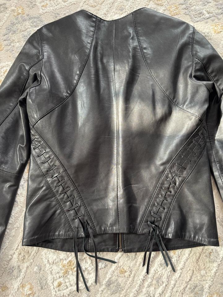 Кожаная куртка Oakwood