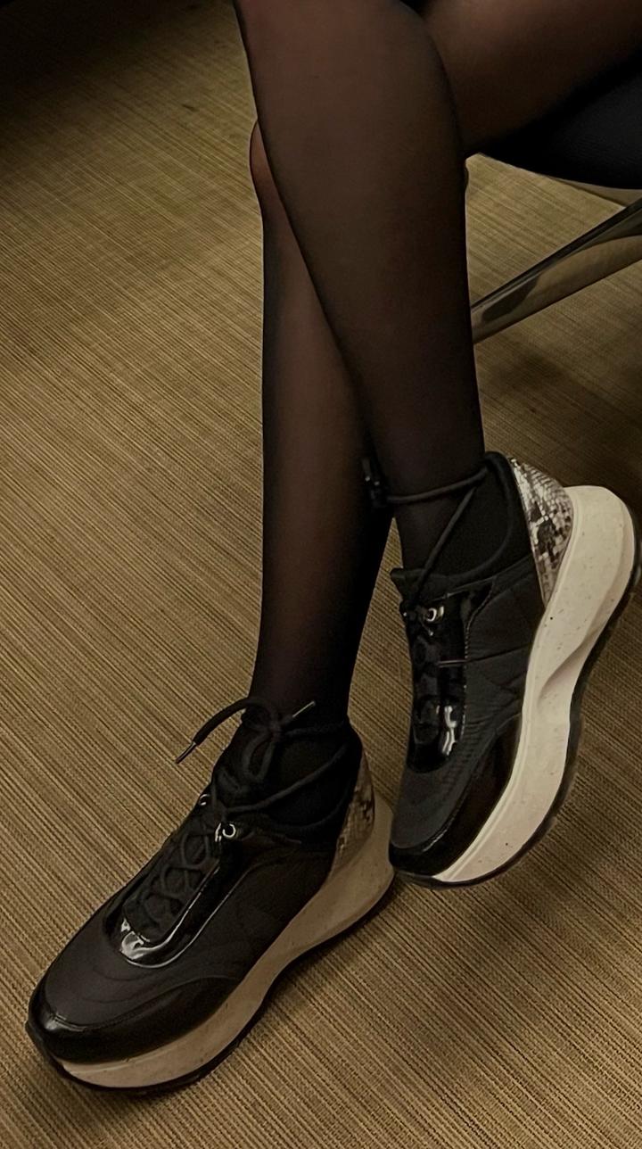 Nine West кроссовки