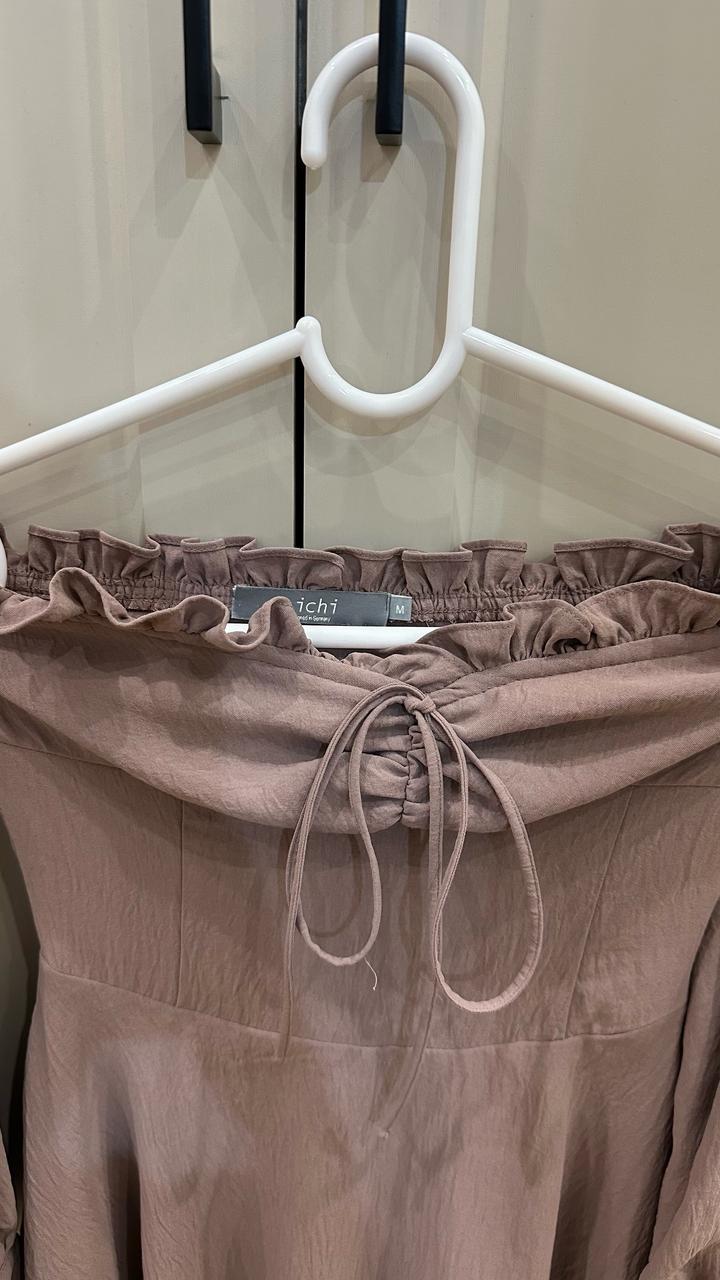 Пудро бежевое Платье Lichi