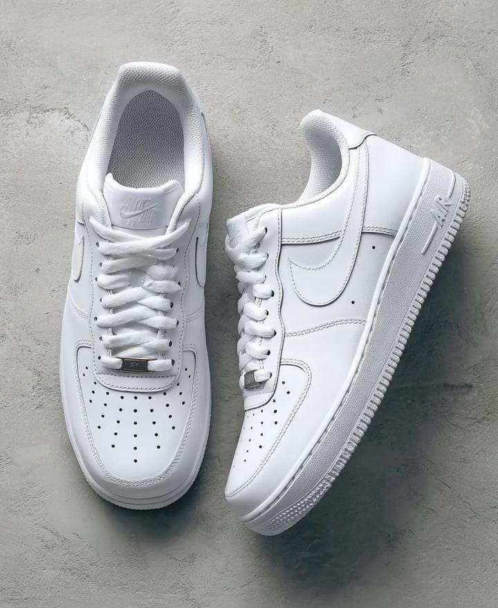 Nike Air Force 01