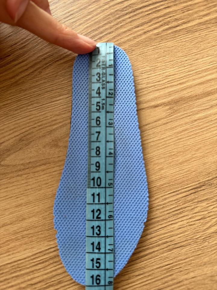 кроссовки Nike