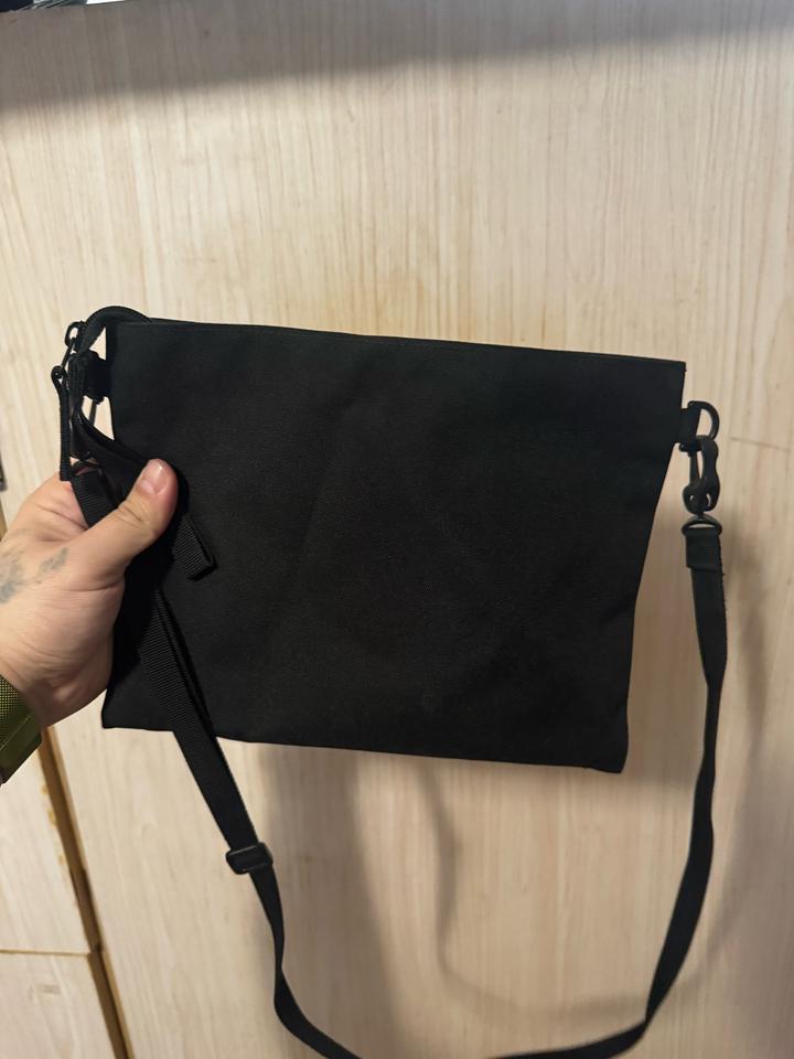 Сумка маленькая Muji портативная через плечо барсетка бананка