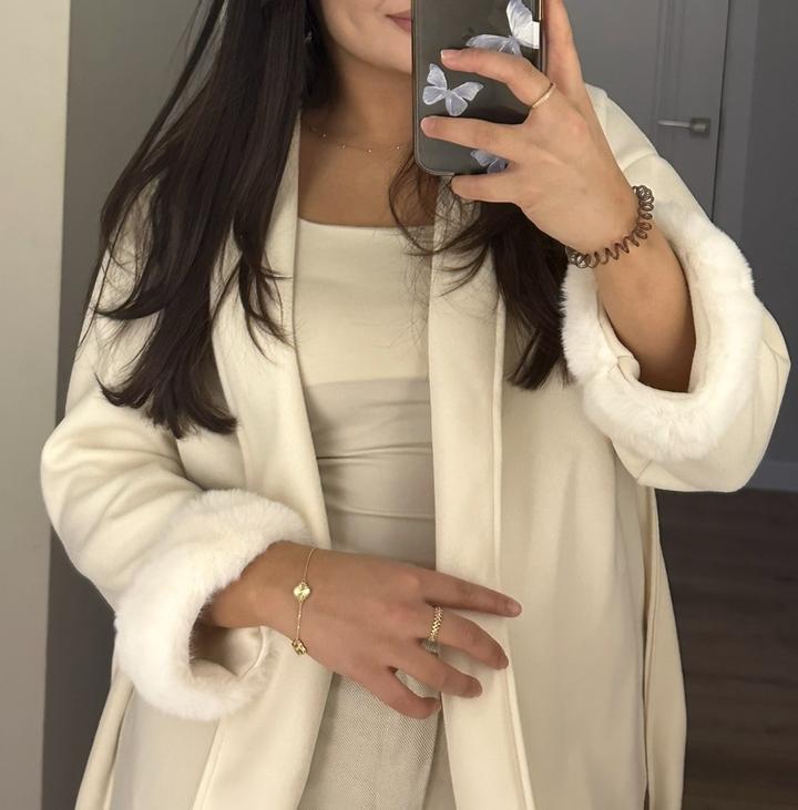 Кардиган с мехом на рукавах