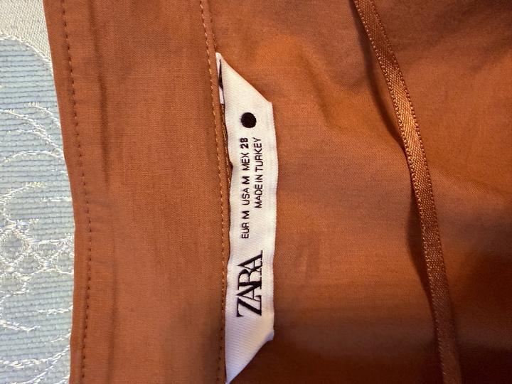 коричневая укороченная блуза Zara