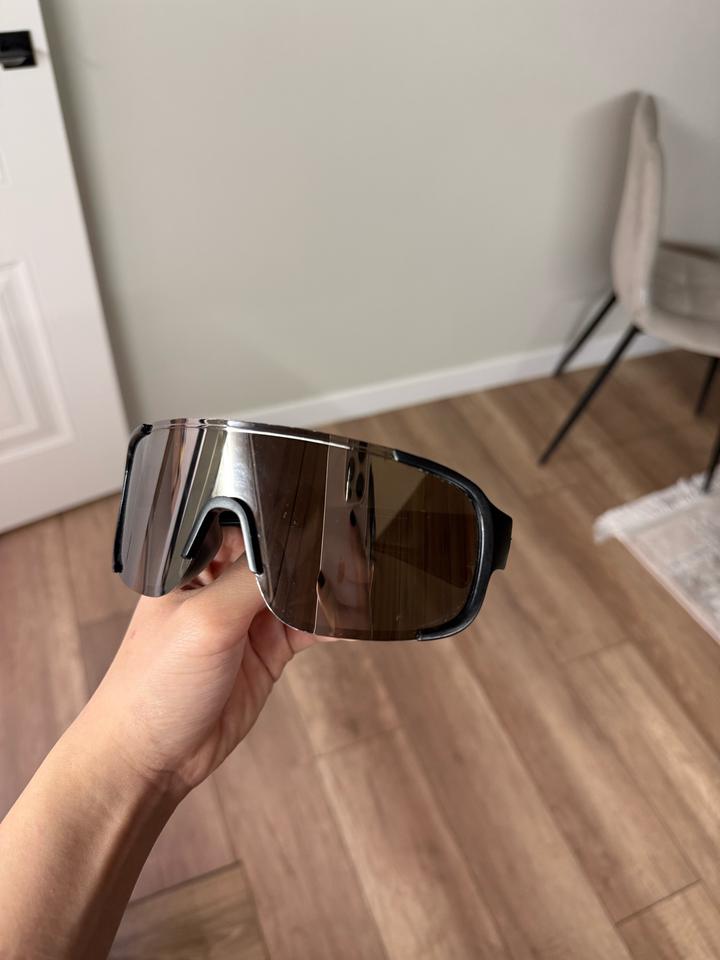 Очки спортивные