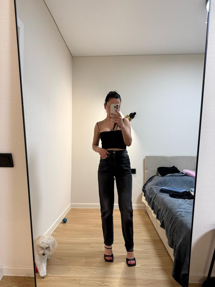 Джинсы Zara