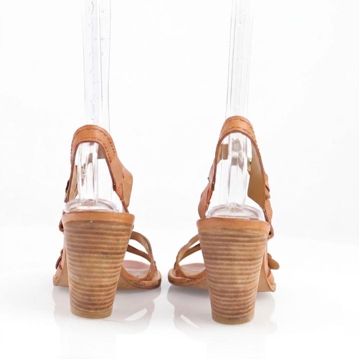 Босоножки Stuart Weitzman