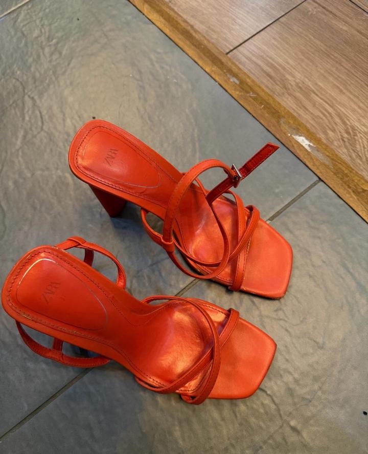 Босаножки zara