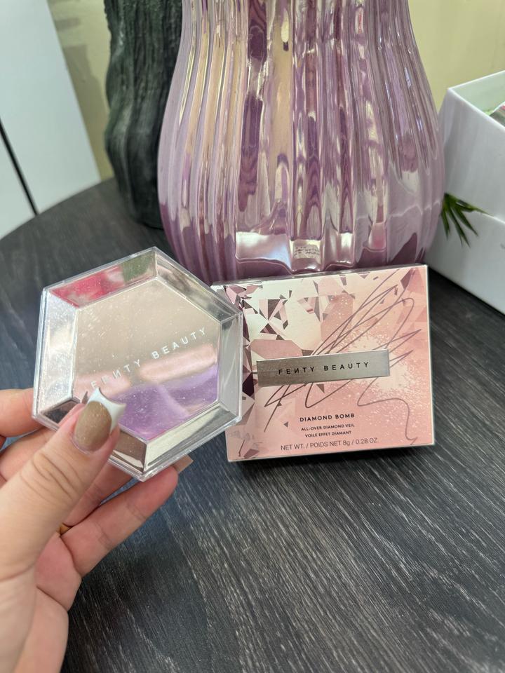 Хайлайтер Fenty beauty