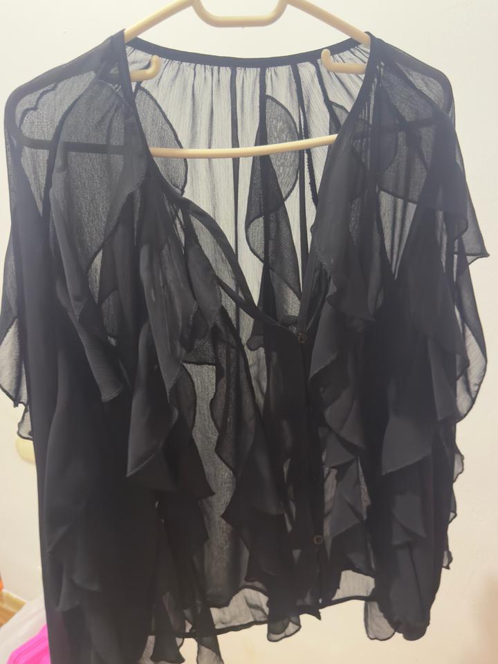 Черная рубашка