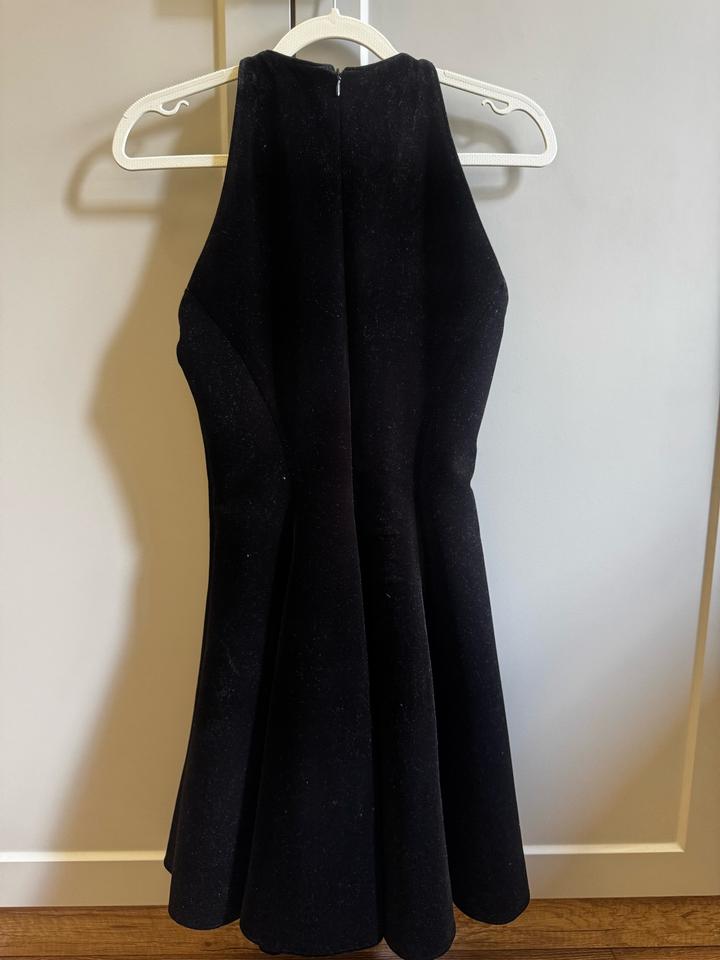 Велюровое платье Zara