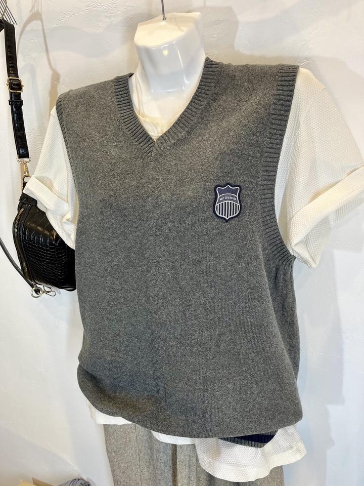 Жилетка серая