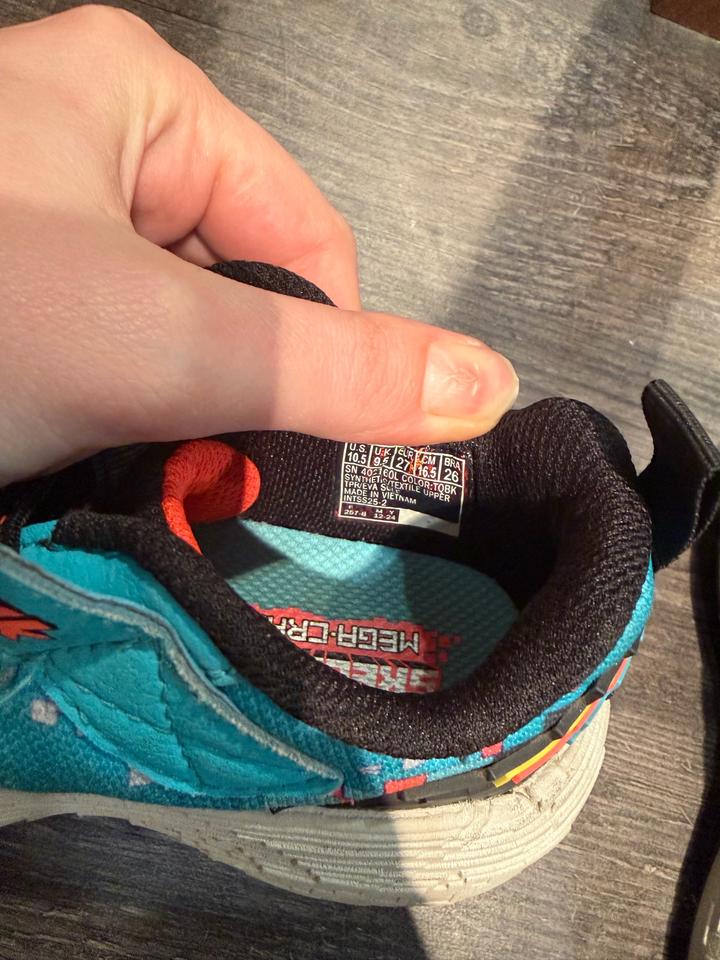 Кроссовки Skechers