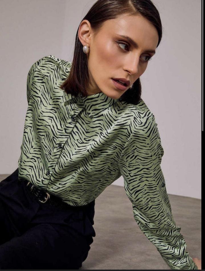 Атласная рубашка Zara