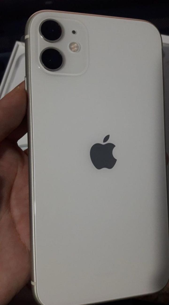 iPhone 11 White 128 GB (Оригинал, не вскрывался)