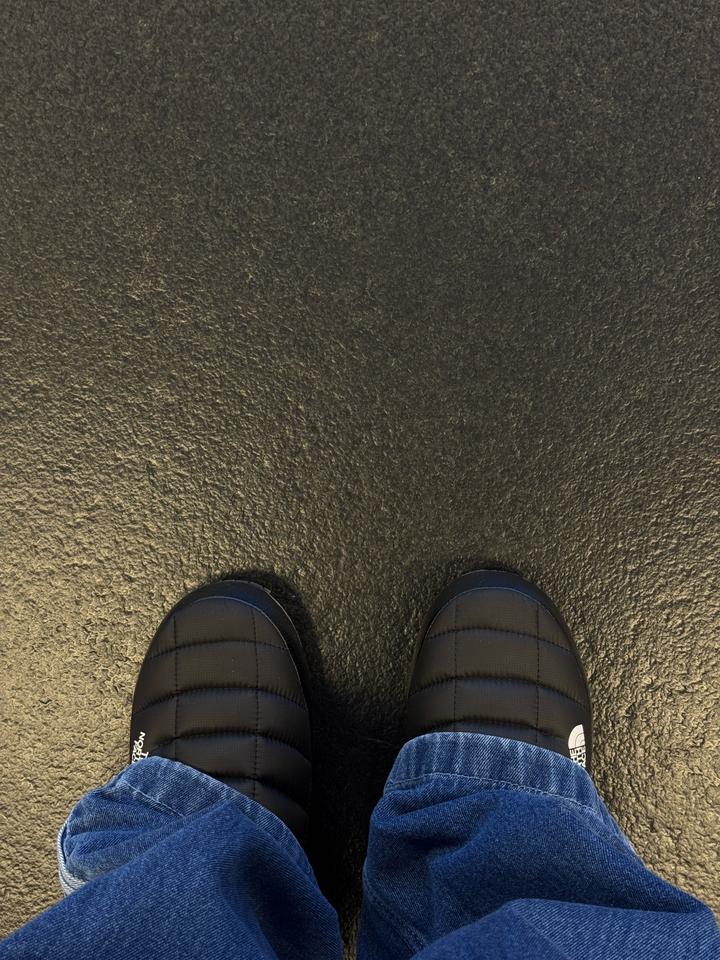 Черные слипоны The North Face